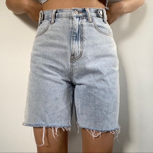 Urban Outfitters BDG Frayed Denim Shorts - Picture 1 of 6